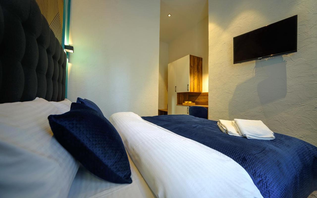 أوديسا Hotel Buninn المظهر الخارجي الصورة